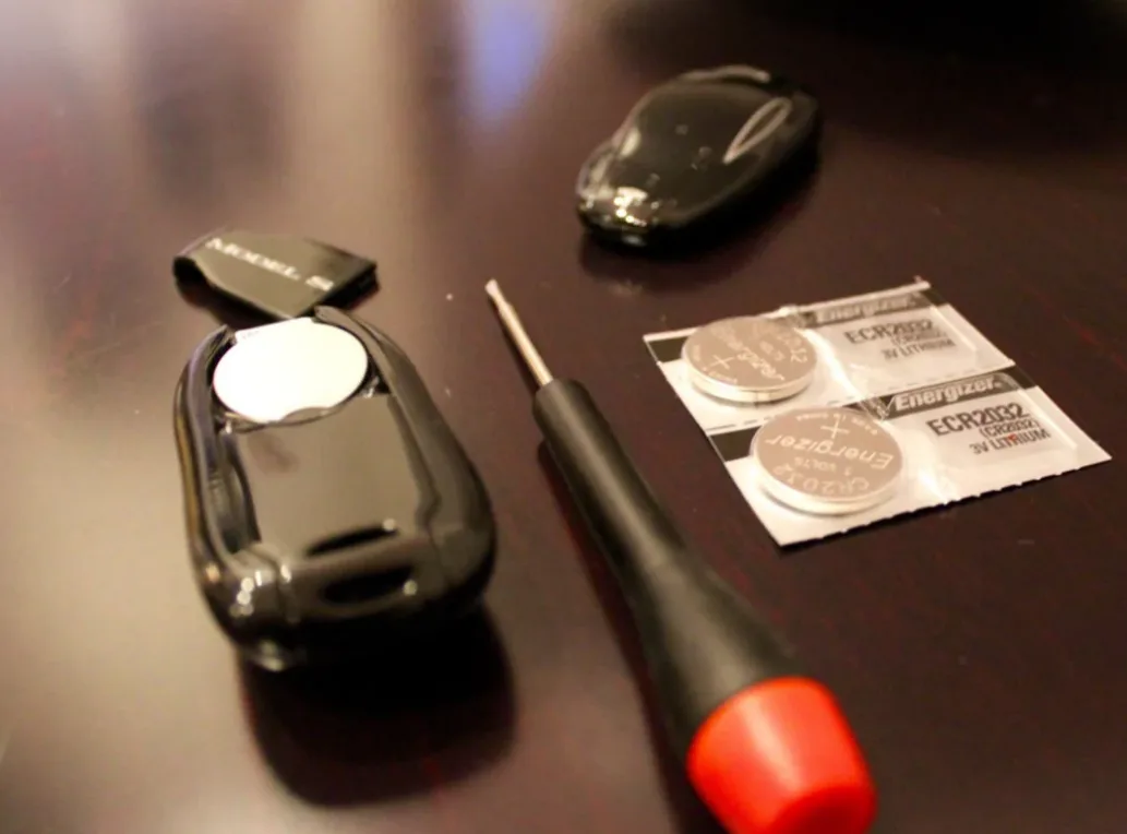 Tesla key fob battery replacement service in Port St. Lucie